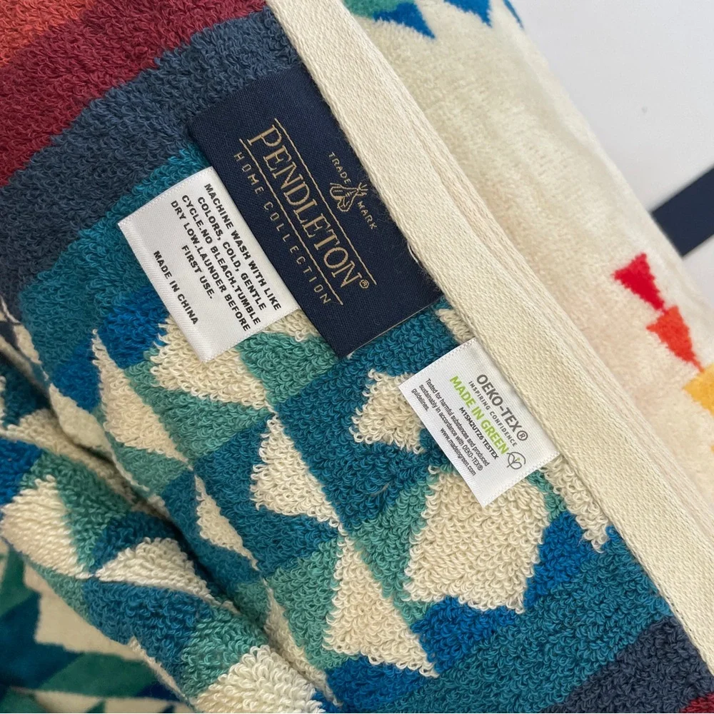 NWT Pendleton Jacquard Towel For Two PILOT ROCK IVORY 62x70 Spa Beach Pool